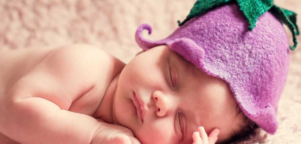 寝ている赤ちゃん